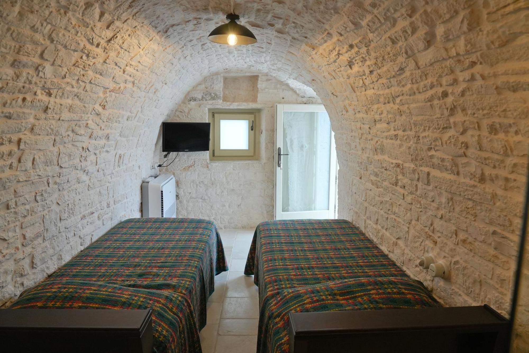 Villa Trulli Occhi Di Pietra Historical Experience Alberobello Esterno foto